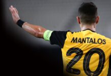AEK F.C. – 10 + 10 = Μάνταλος!