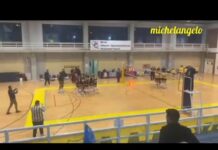 ΤΕΡΑΣΤΙΑ ΑΝΑΤΡΟΠΗ ΟΙ ΚΟΡΙΤΣΑΡΕΣ ΚΑΙ ΝΙΚΗ ΕΠΙ ΤΟΥ ΑΡΗ ΑΠΟ 0-2 ΣΕ 3-2 #aekwomenvolley #aekfamily